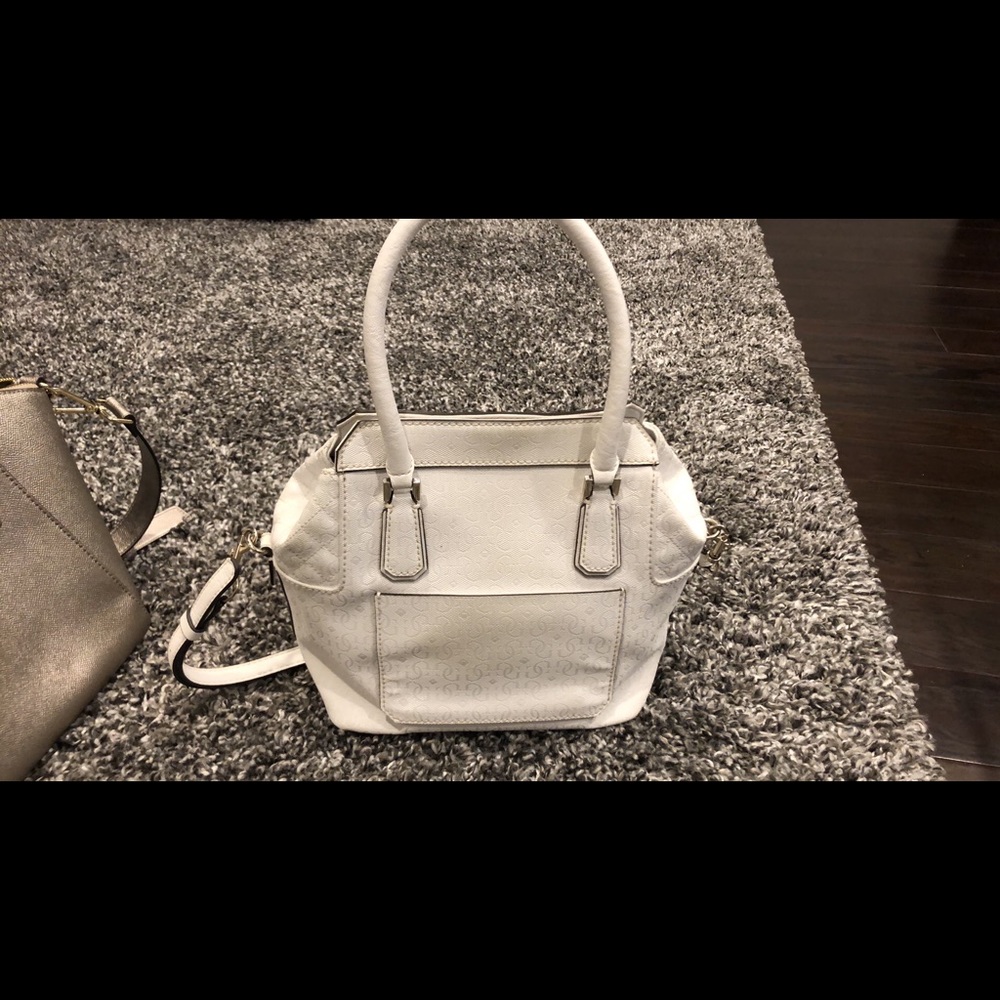 Handbag - Picture 2 of 3